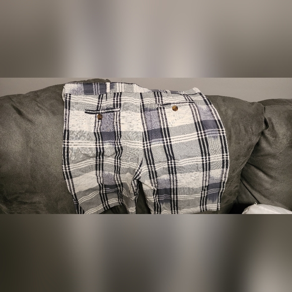 PD&C Shorts - Picture 2 of 2